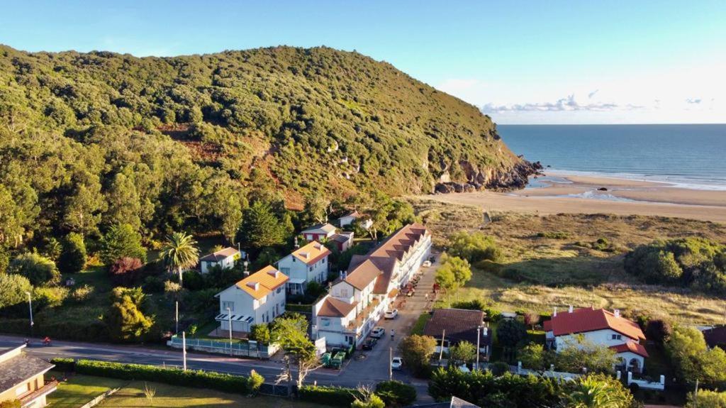 Hostal De Berria Santoña Eksteriør billede